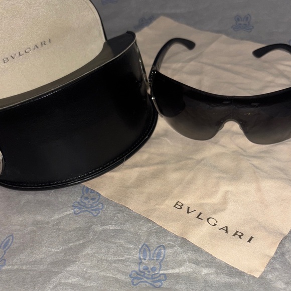 Bulgari Gradient Black Sunglasses with Silver Detail - Picture 11 of 12